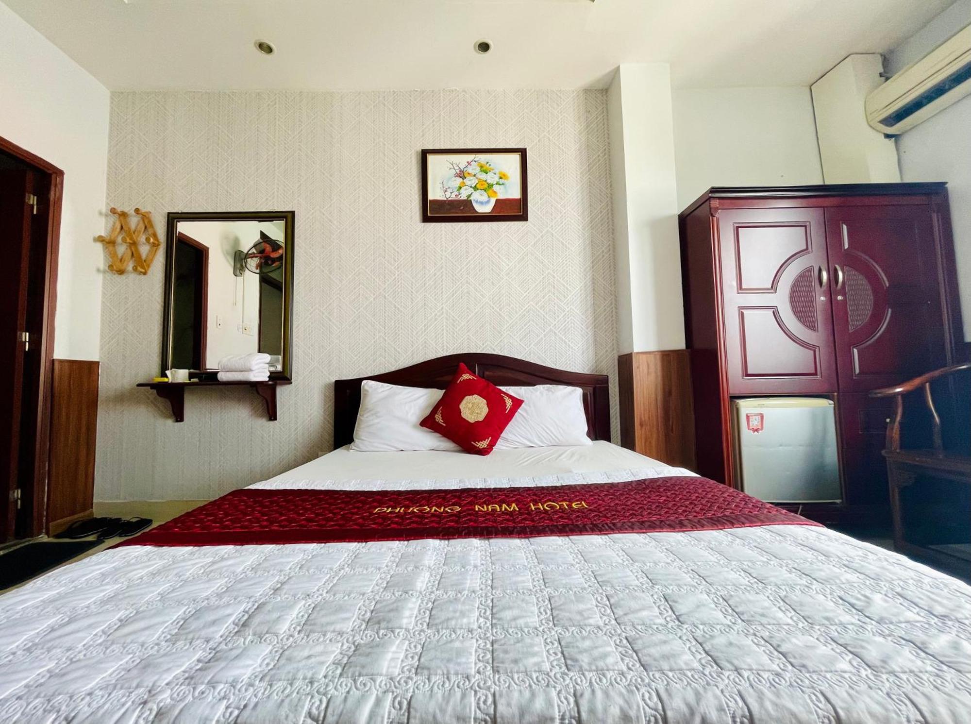 Hotel Phuong Nam Хошимин Экстерьер фото
