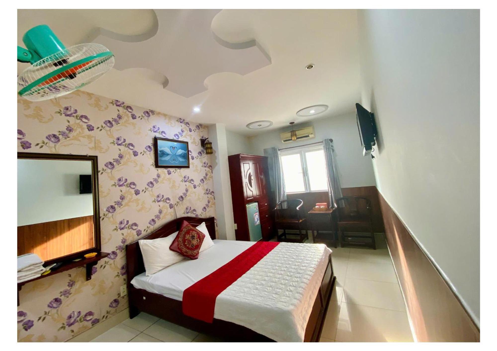 Hotel Phuong Nam Хошимин Экстерьер фото