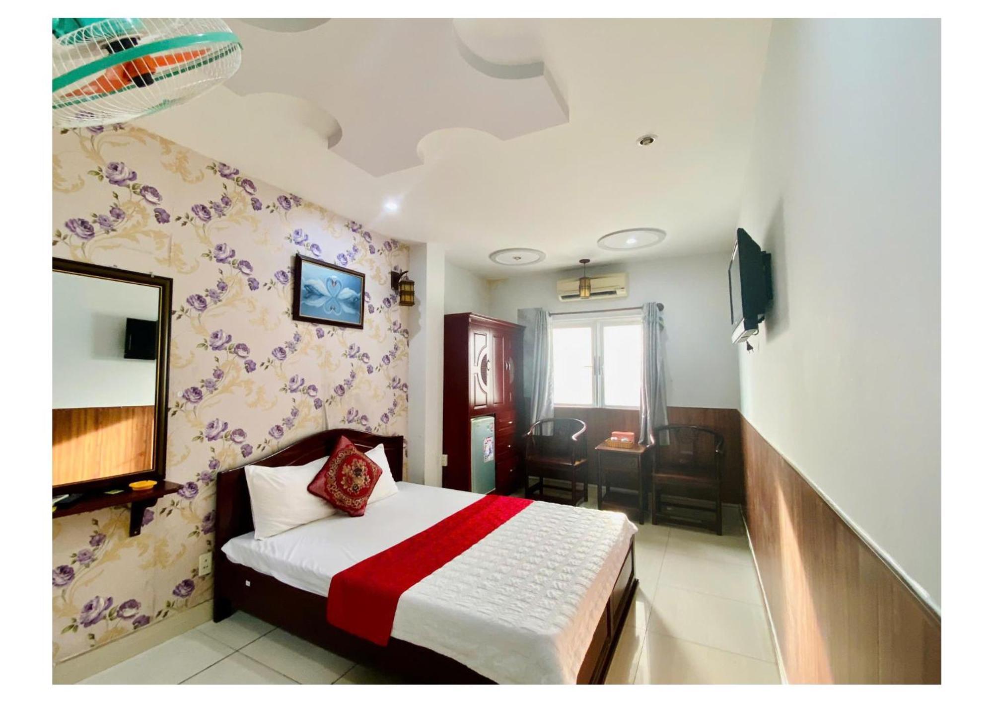 Hotel Phuong Nam Хошимин Экстерьер фото